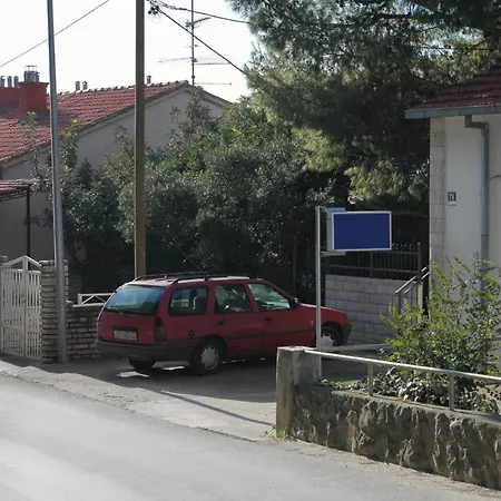 Apartament By The Sea - 6023 Trogir