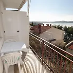 By The Sea - 6023 Trogir