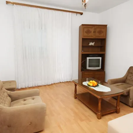 Apartamento By The Sea - 6023 Trogir