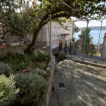 Apartamento By The Sea - 6023 Trogir