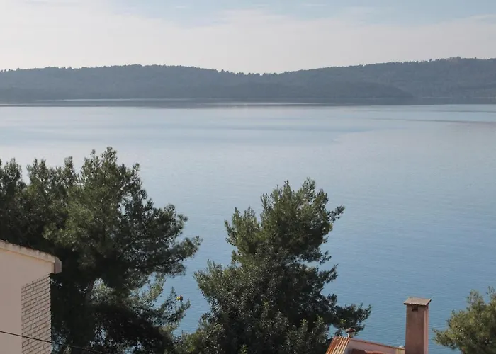 By The Sea - 6023 * 트로기르